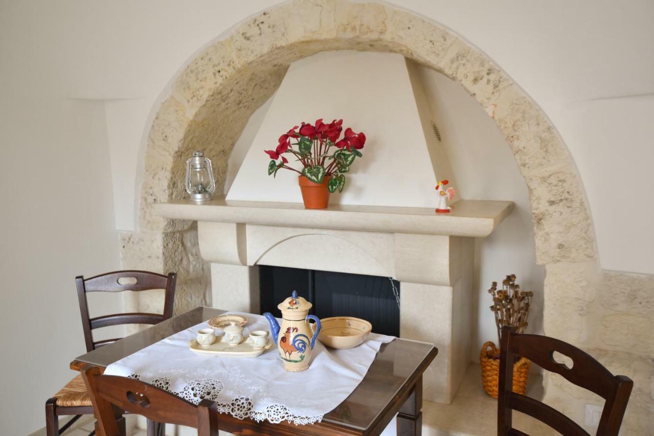 Trulli E Cummerse Locorotondo Bagian luar foto